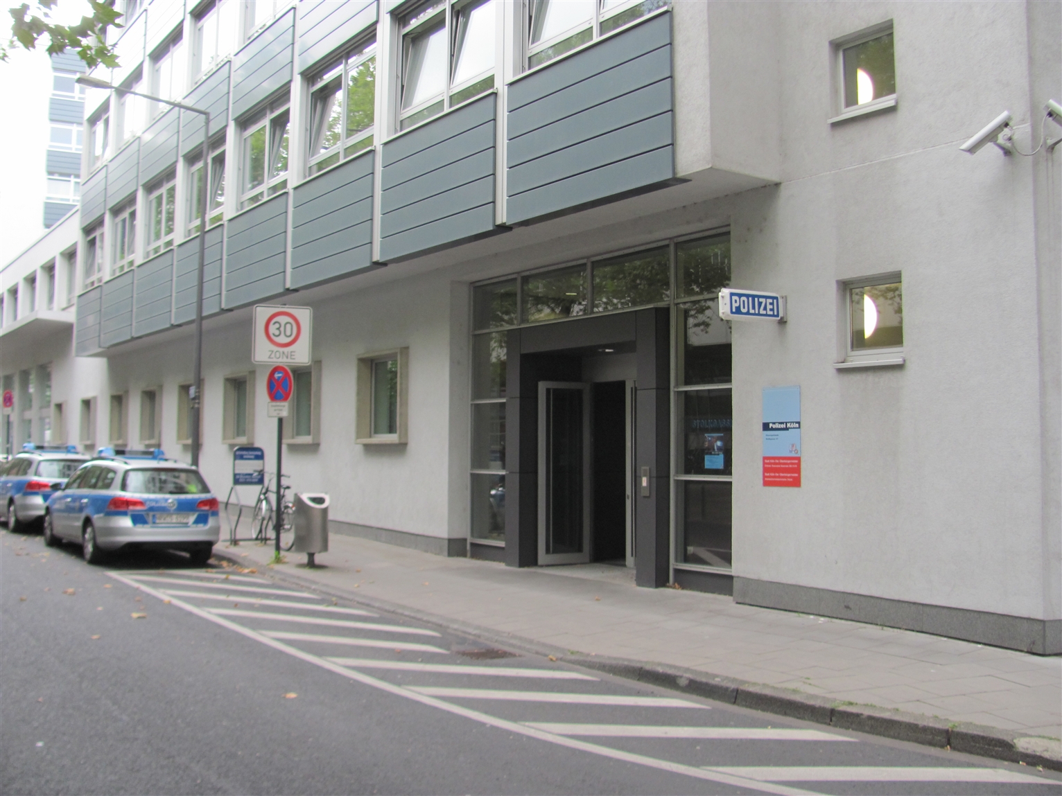 Polizei Köln Stolkgasse