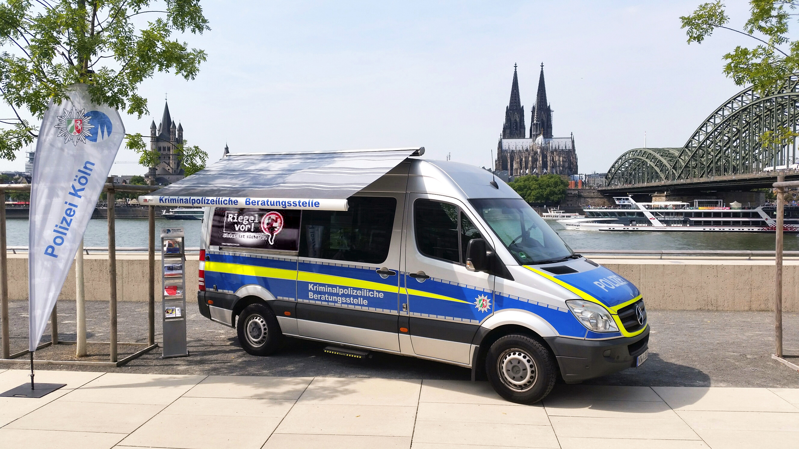 Polizei NRW Köln - Beginn der dunklen Jahreszeit – Für mehr