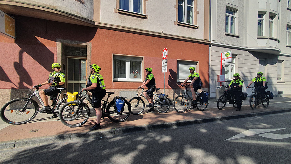 Kooperative Radstreifen rund um Nippes im Einsatz