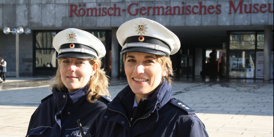 Ihre Polizei Vor Ort Koln