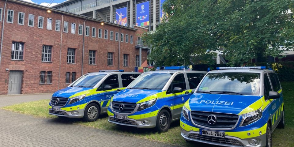Stadionwache der Polizei Köln