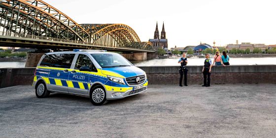 Polizei Köln vor Ort